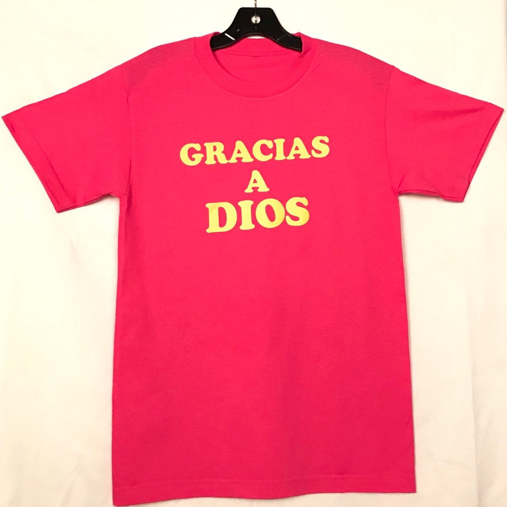 NEW  T-SHIRT “ GRACIAS A DIOS “ (Thank You God)